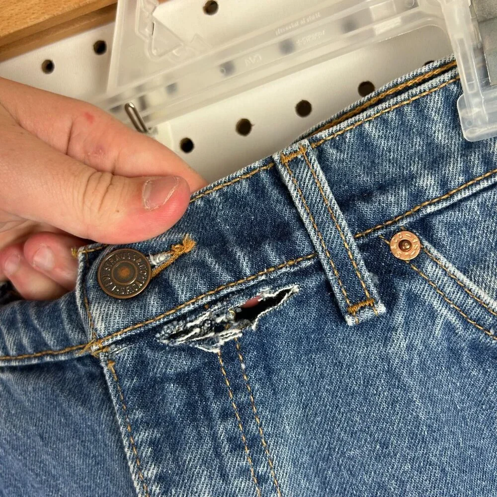 Levis great used see